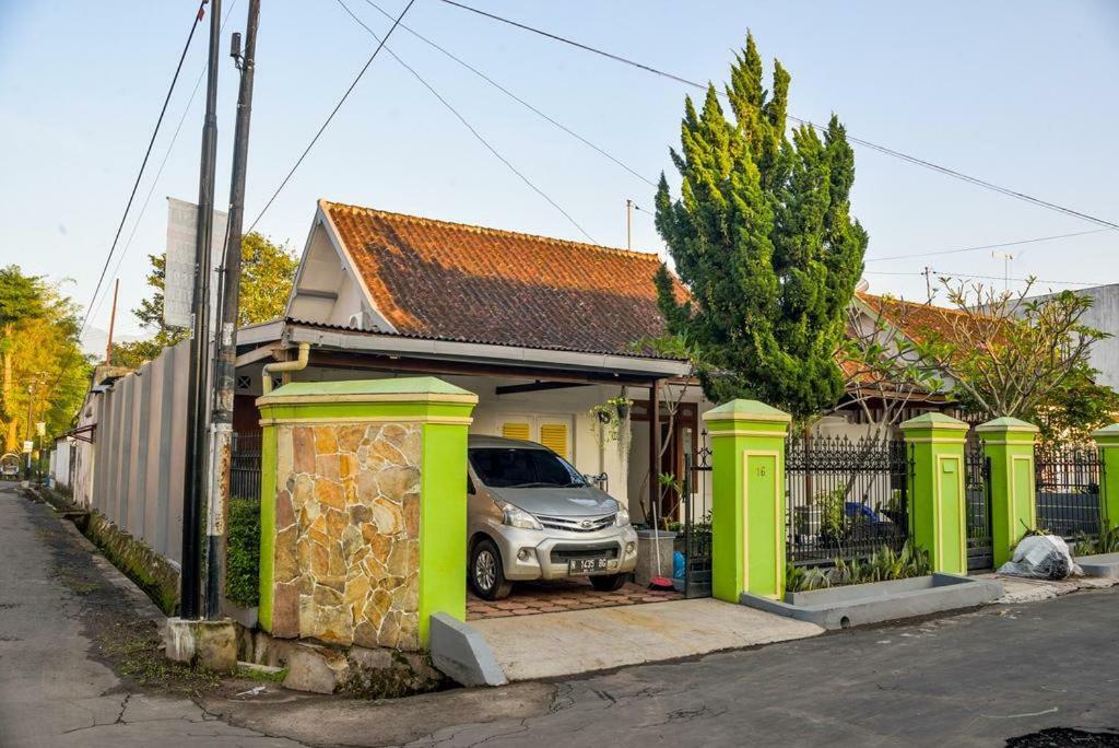 Rumah Larasati Malang Dış mekan fotoğraf